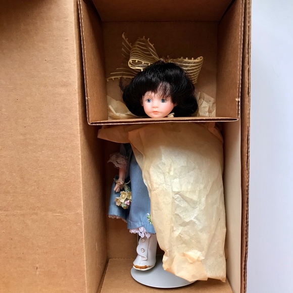 Vintage 1990 Anne "Buttercup Days" Doll - Robin Woods - Picture 3 of 11